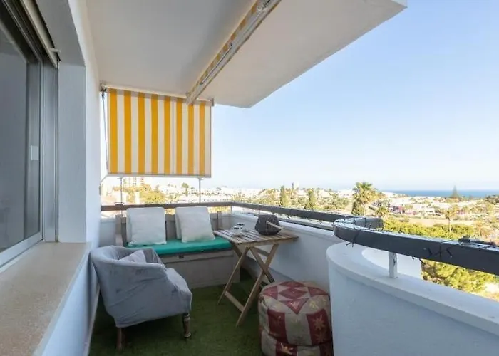 An With An Ocean View Daire Marbella